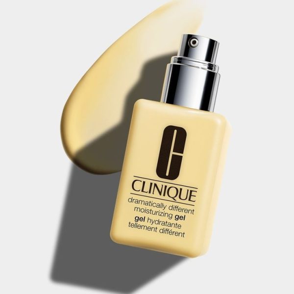 Clinique Different Dramatically Moisturizer