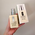 Clinique Different Dramatically Moisturize